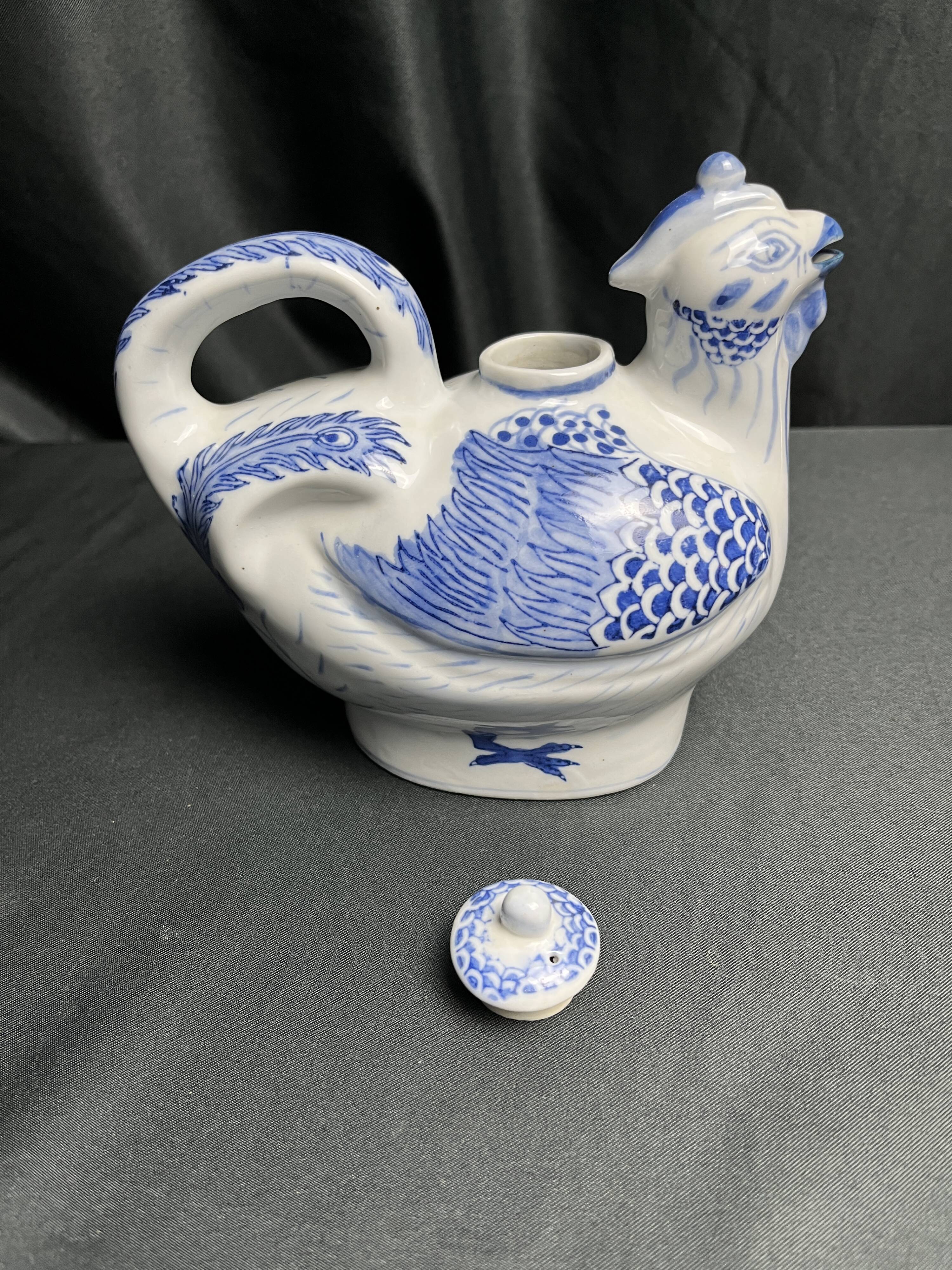 China, hen teapot, white and blue porcelain, 20th century
