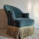 Fauteuil crapaud velours vert avec franges