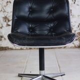 Black leather office chair by Charles Pollock for Knoll
