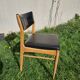 Chaise scandinave assise et dossier similicuir