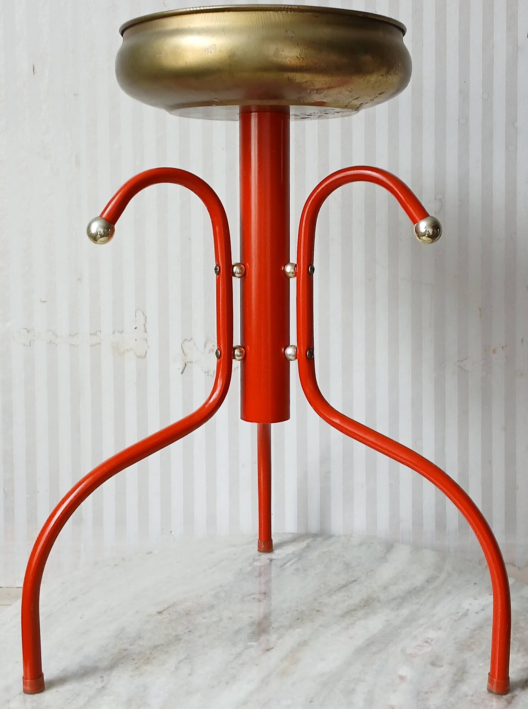 Red & gold metal tripod plant holder