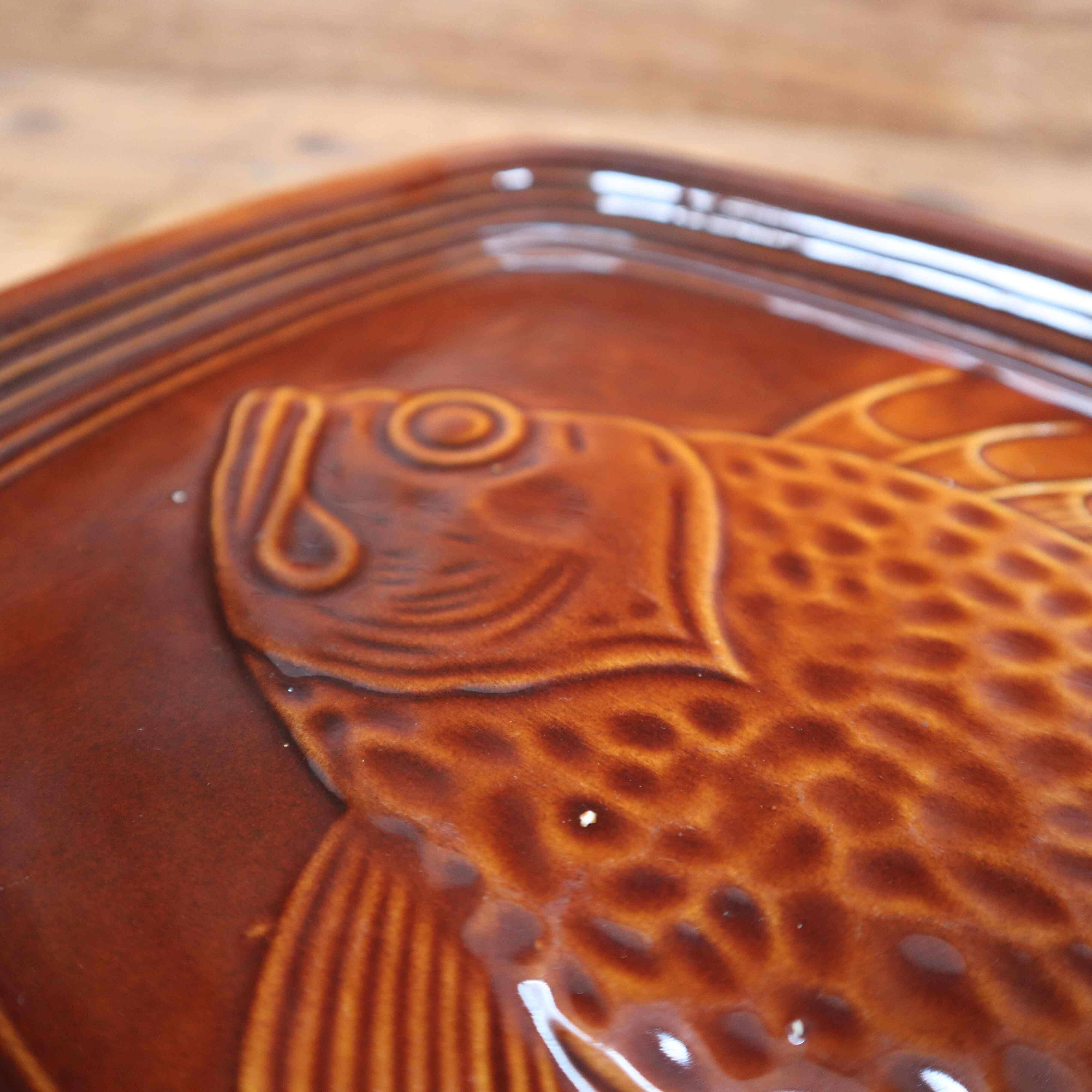 Fish plate Earthenware Saint Clément 1304 France