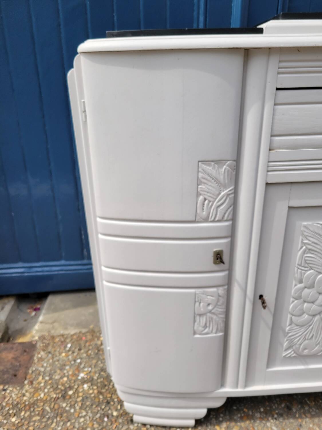 1930 Art Deco sideboard with floral motifs and marble top