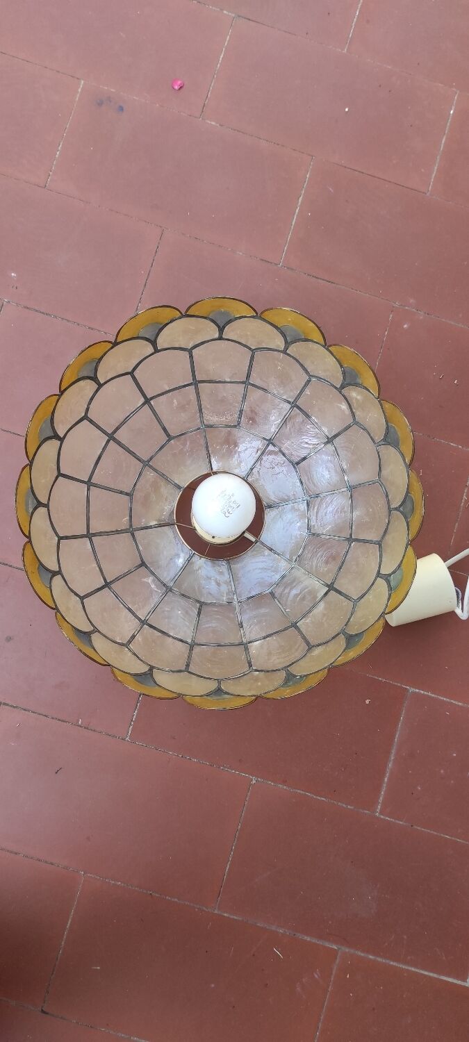 Mother-of-pearl luster