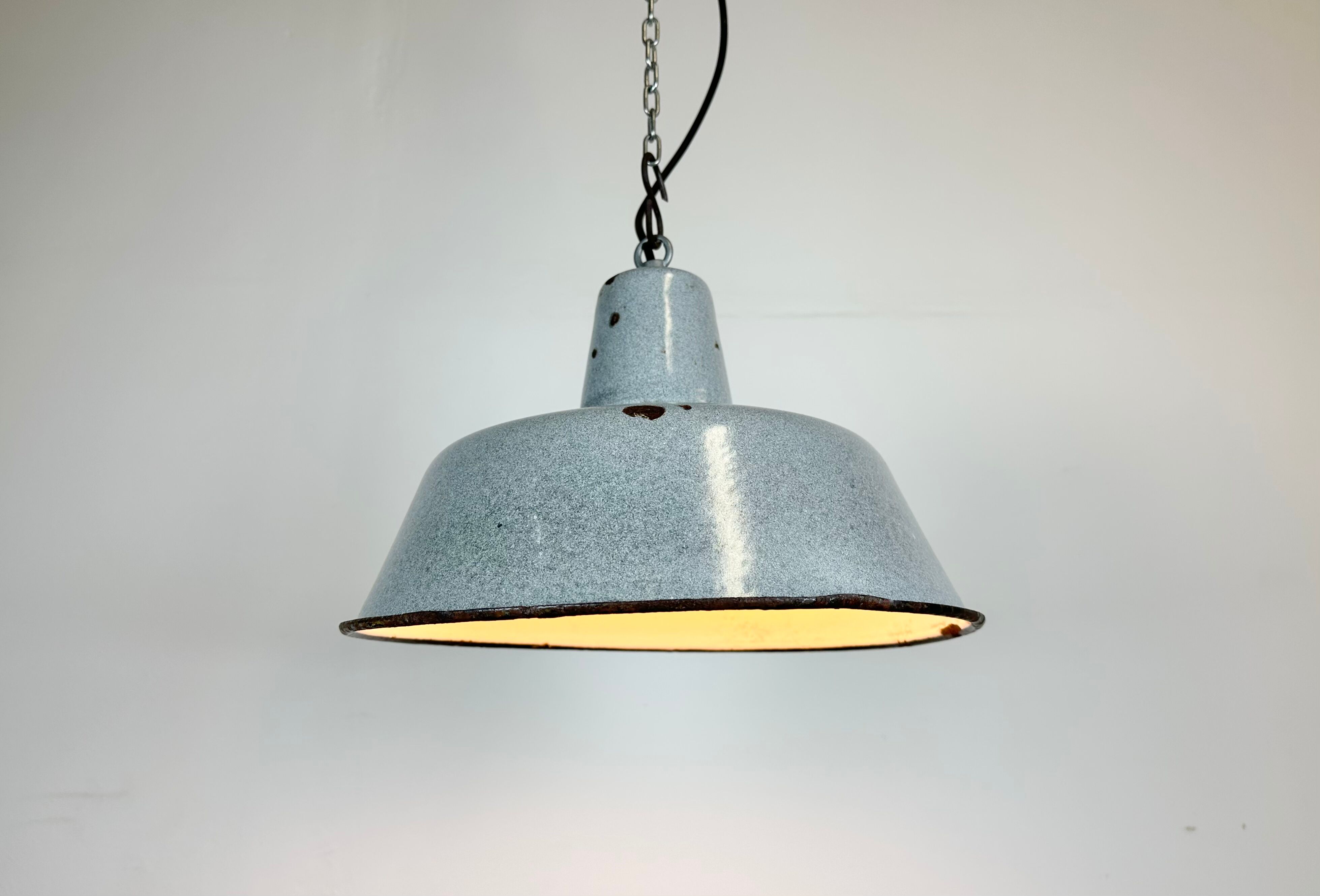Industrial grey enamel factory lamp, 1960s