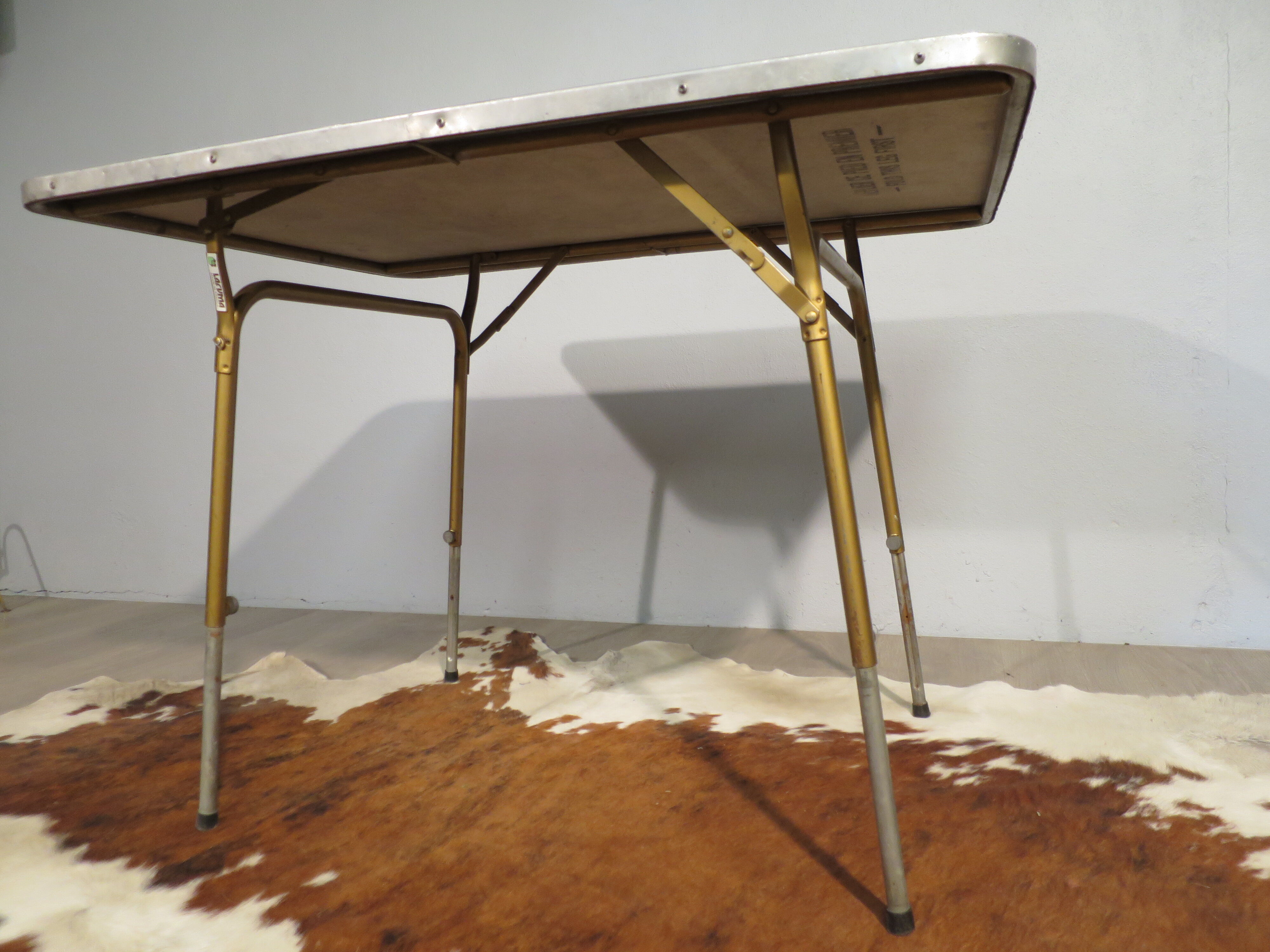 Lafuma camping table adjustable