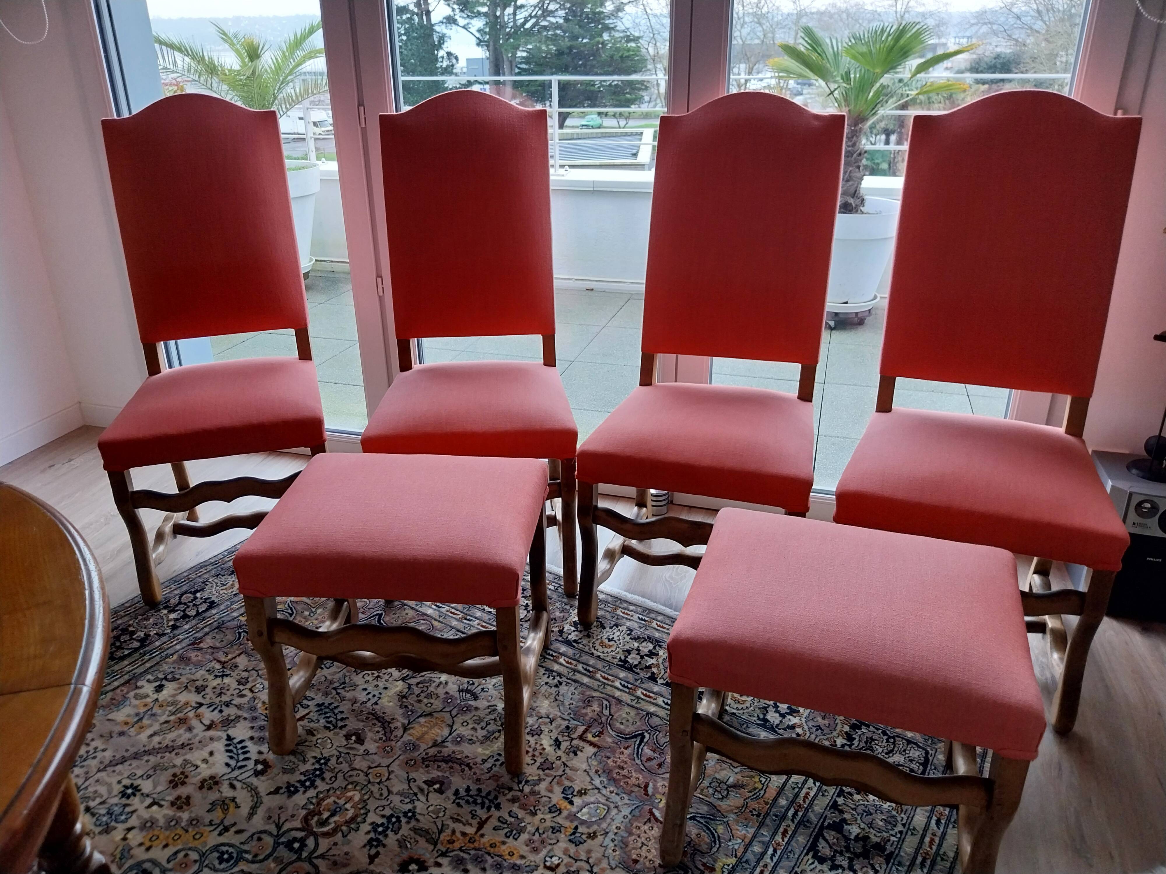 4 chairs and 2 poufs in Louis XIII style