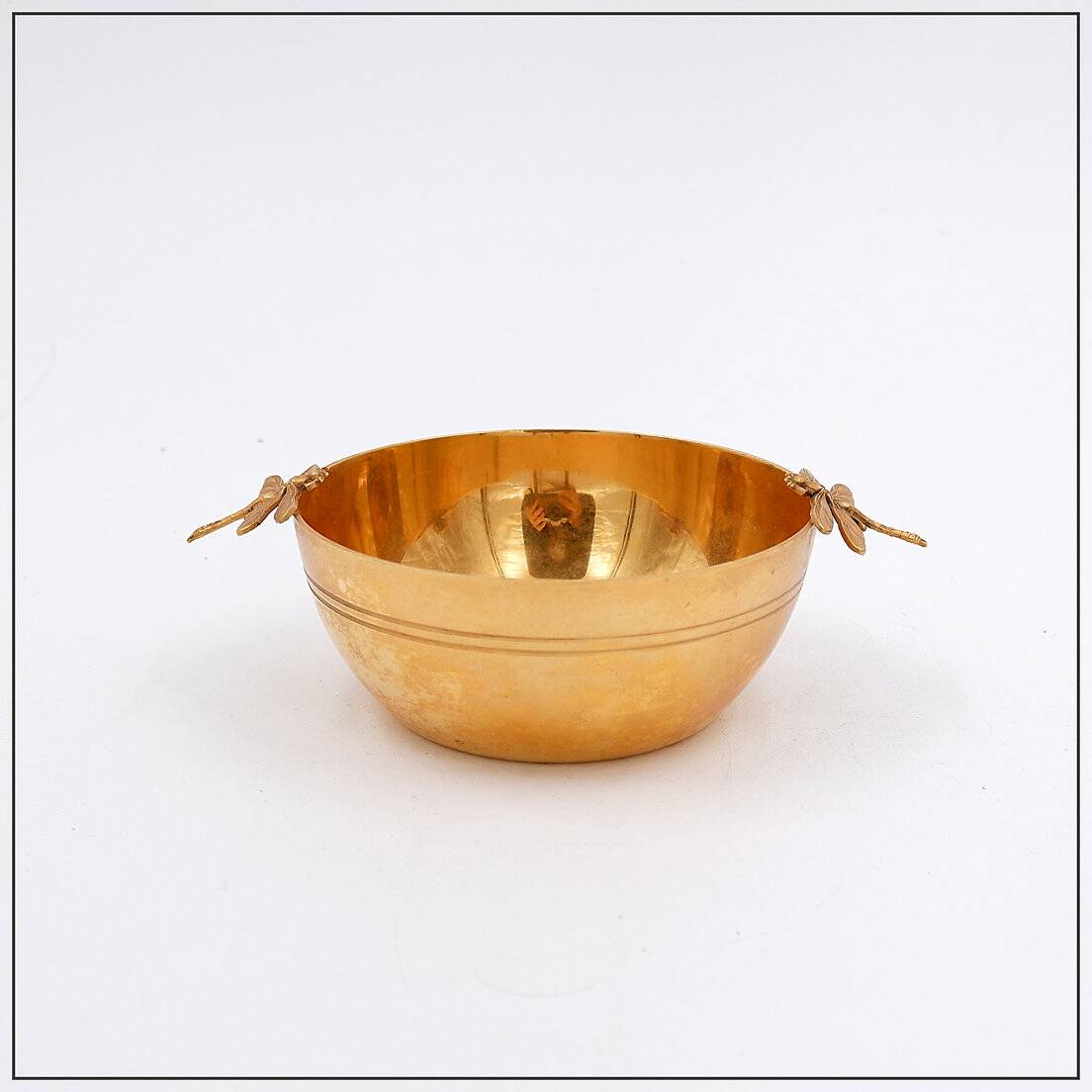Dragonfly bowl or pocket emptier