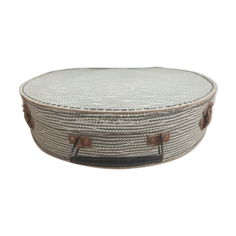 Hat box