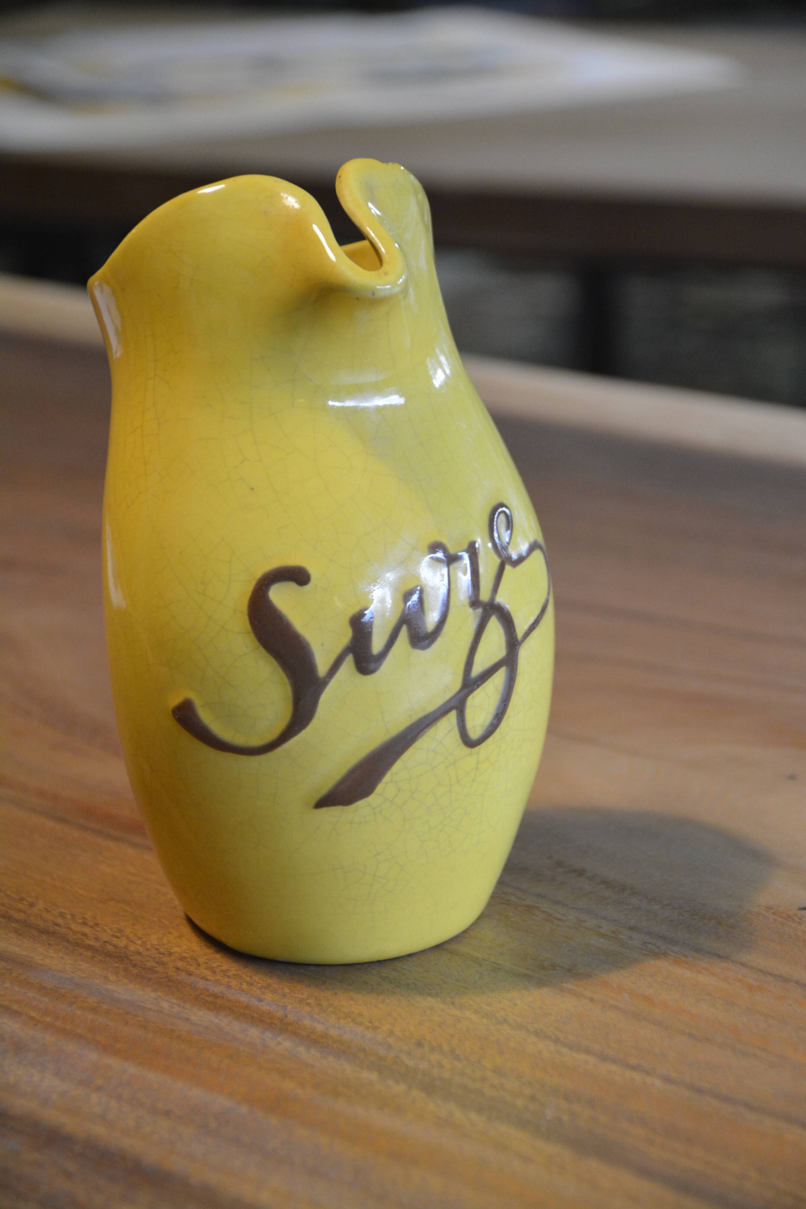 Pitcher Suze rare model