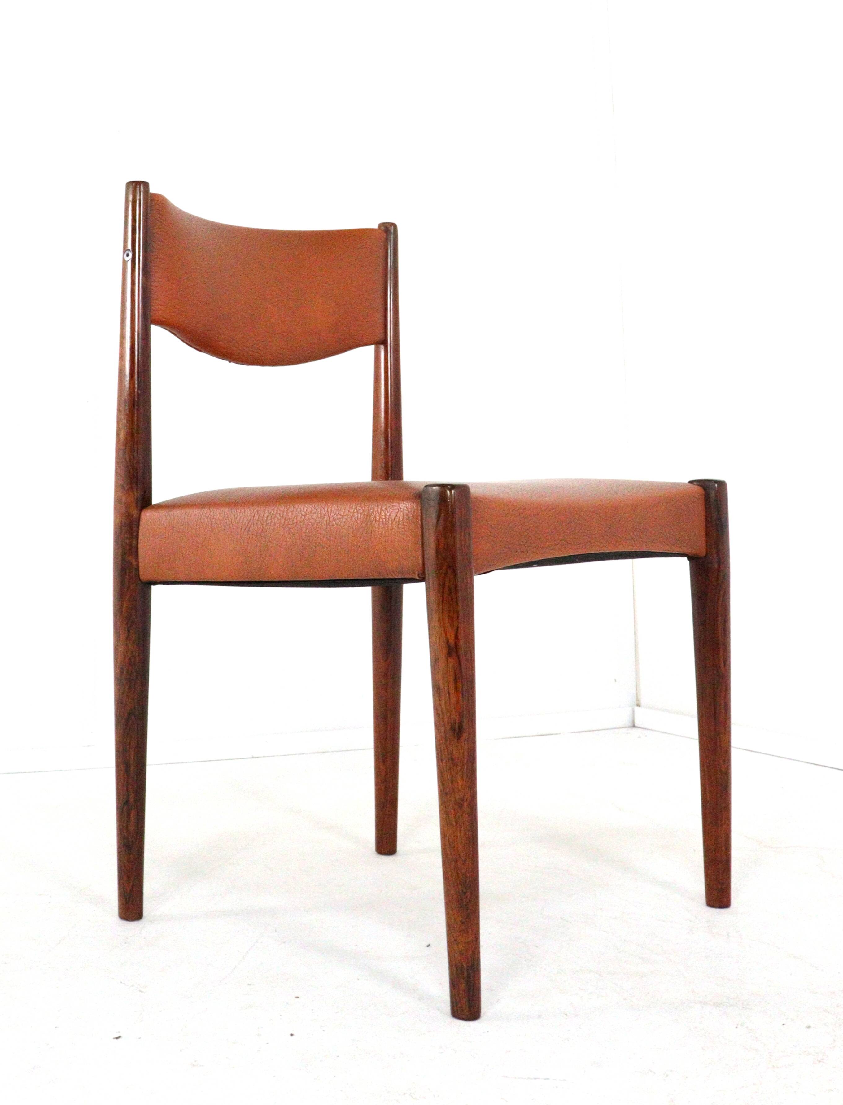 Set of 6 rosewood dining chairs 'Cellemuiden'