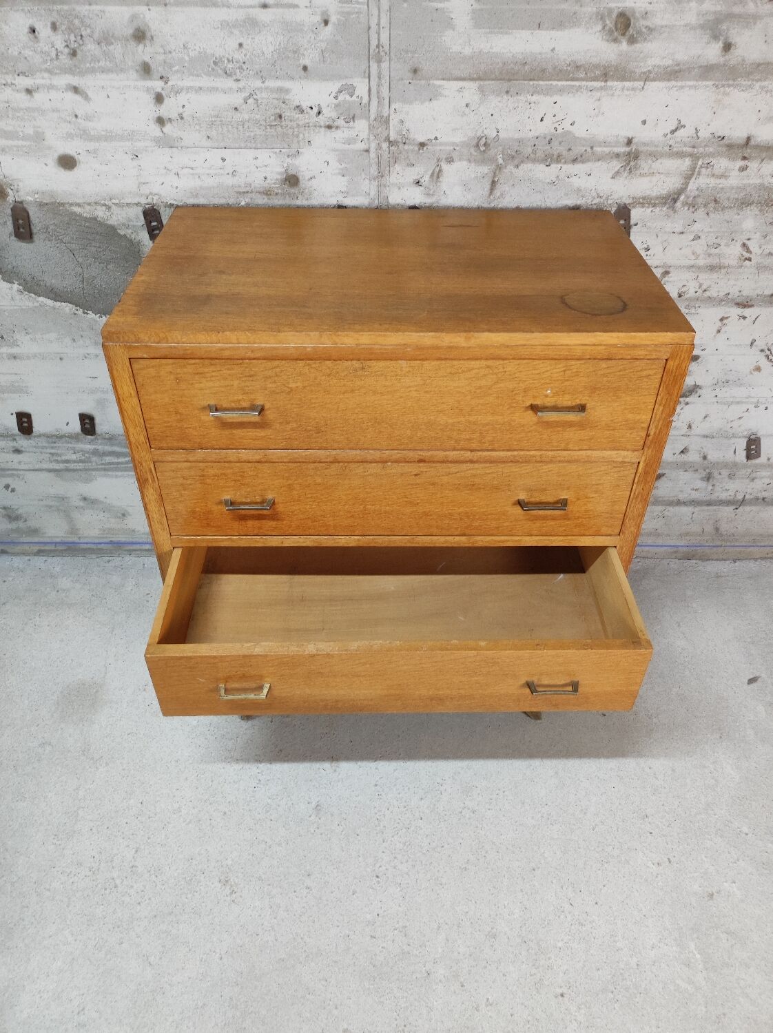 Commode vintage