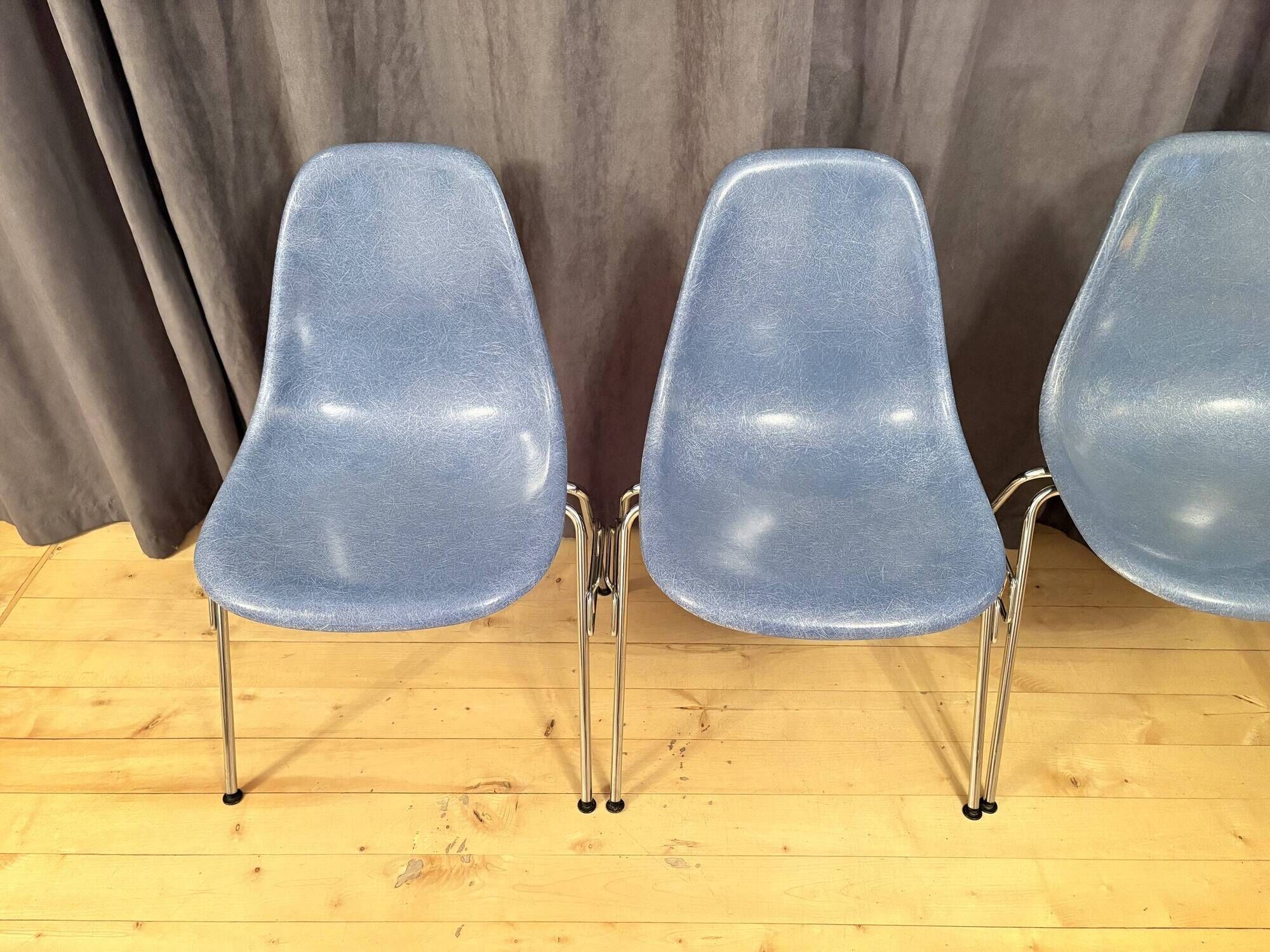 Set of four DSS chairs, fiberglass, designed by Charles and Ray Eames, Herm