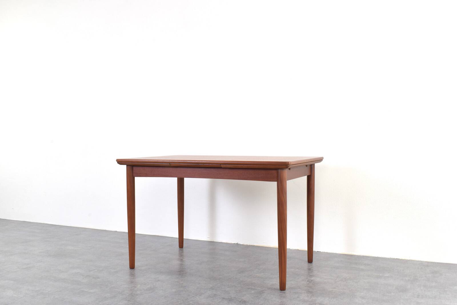 Mid-Century Danish Teak Extendable Dining Table, 1960s.