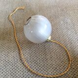 Glass ball suspension