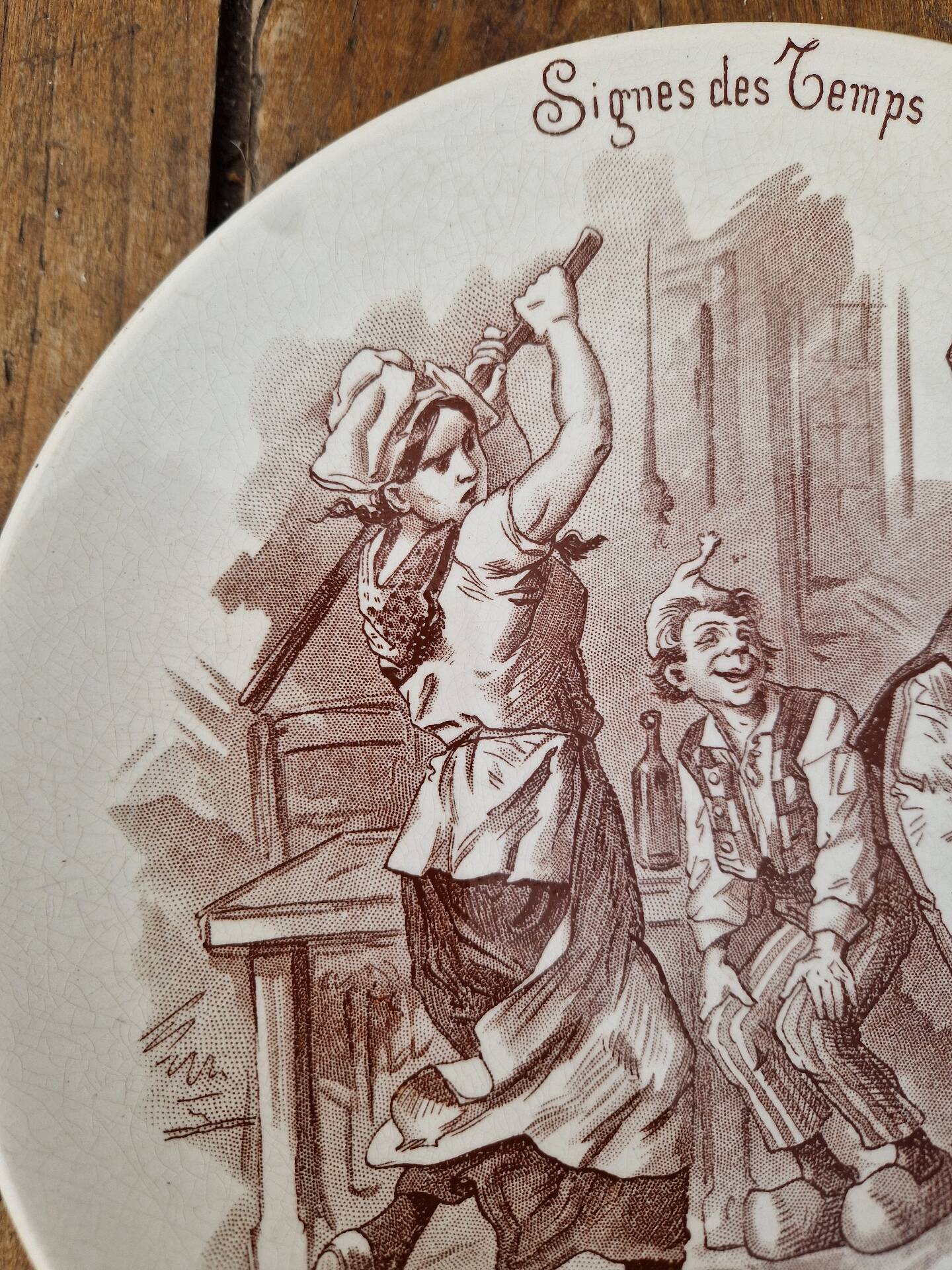Set of 6 earthenware plates from Sarreguemines U&C Signs of the Times.