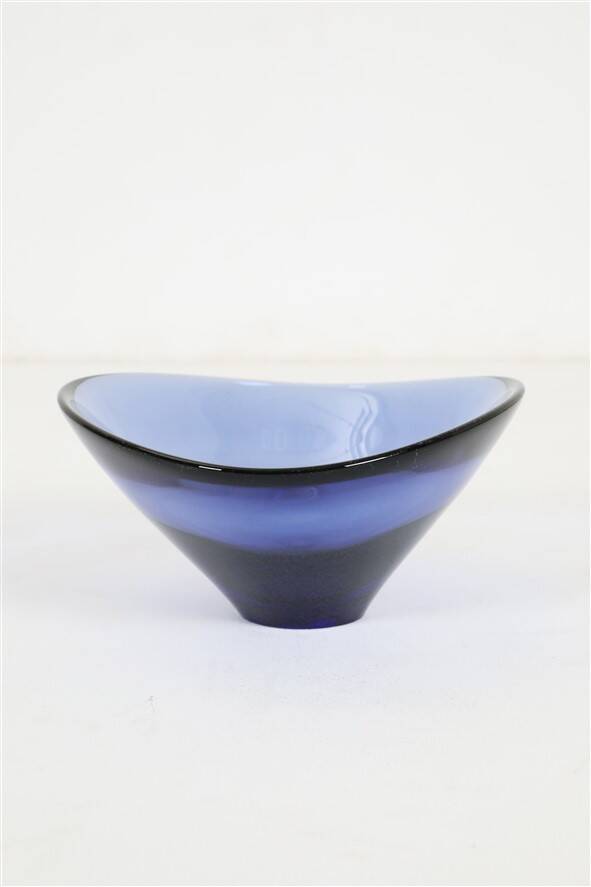 Handcrafted blue glass fruit bowl by Per Lütken for Holmegaard, 1950s