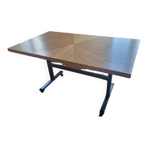Table a manger fabrication en skateboard