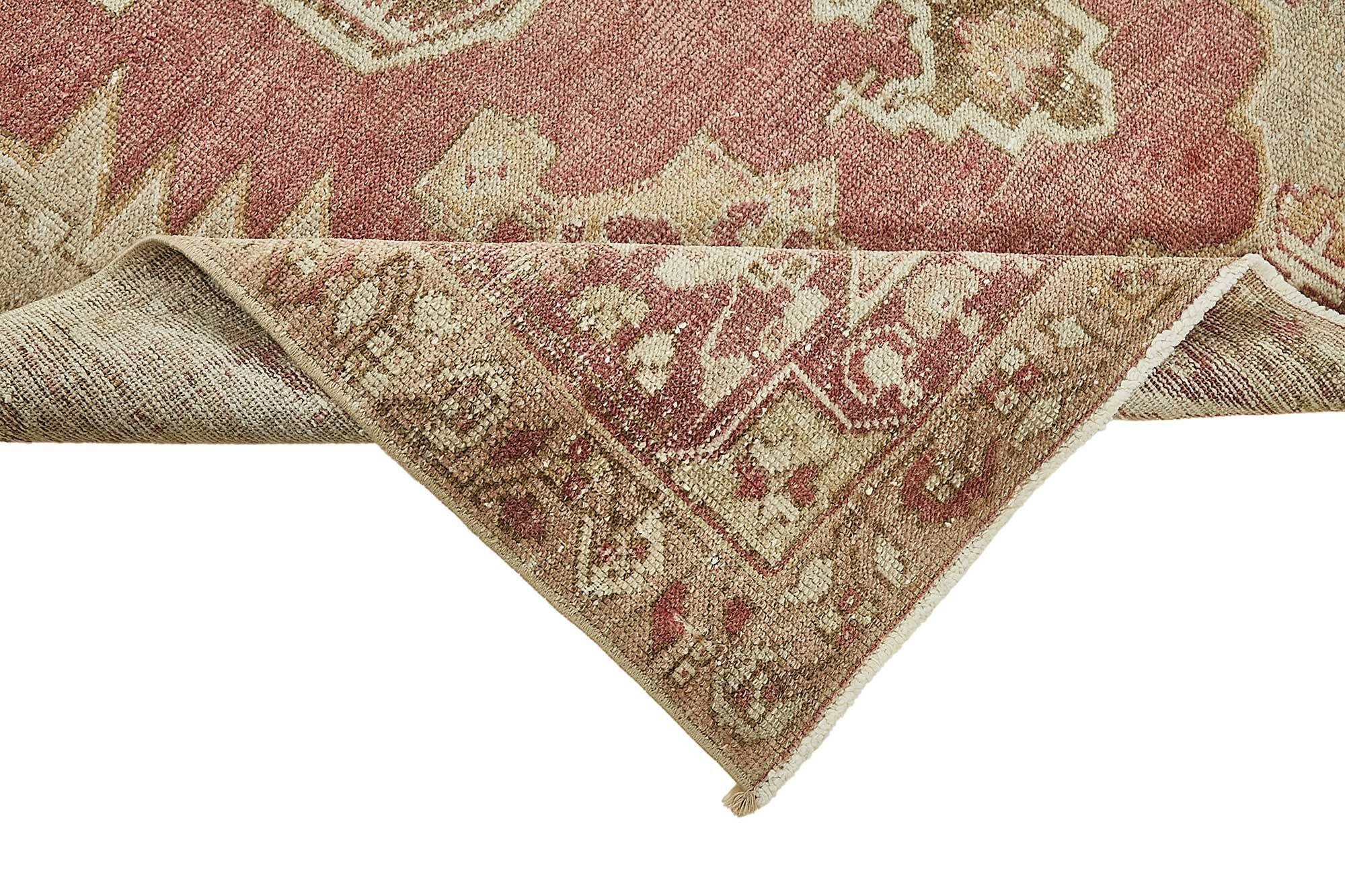 Turkish Vintage Anatolian Rug 136 cm x 240 cm
