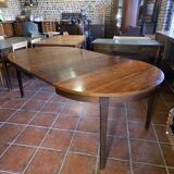 Scandinavian extendable table in rosewood from the 1960s.