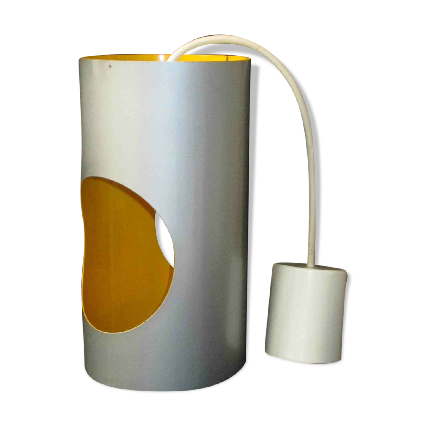 Tube-shaped suspension 70 years