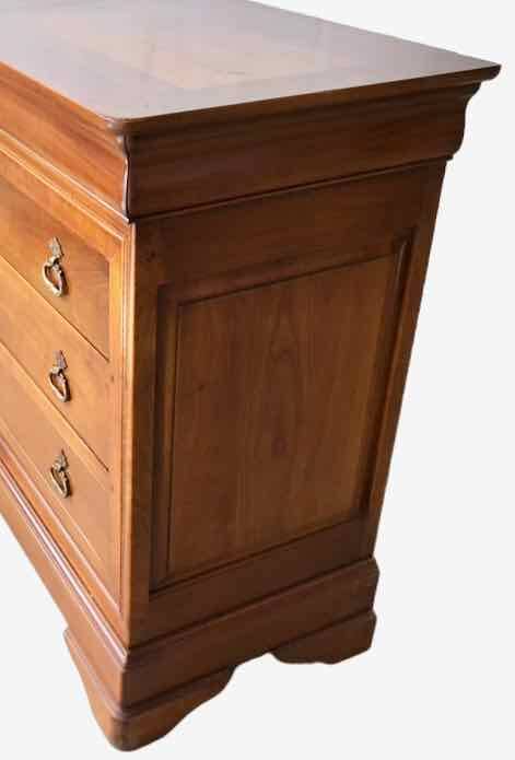 Louis Philippe 4-drawer chest of drawers in cherry wood