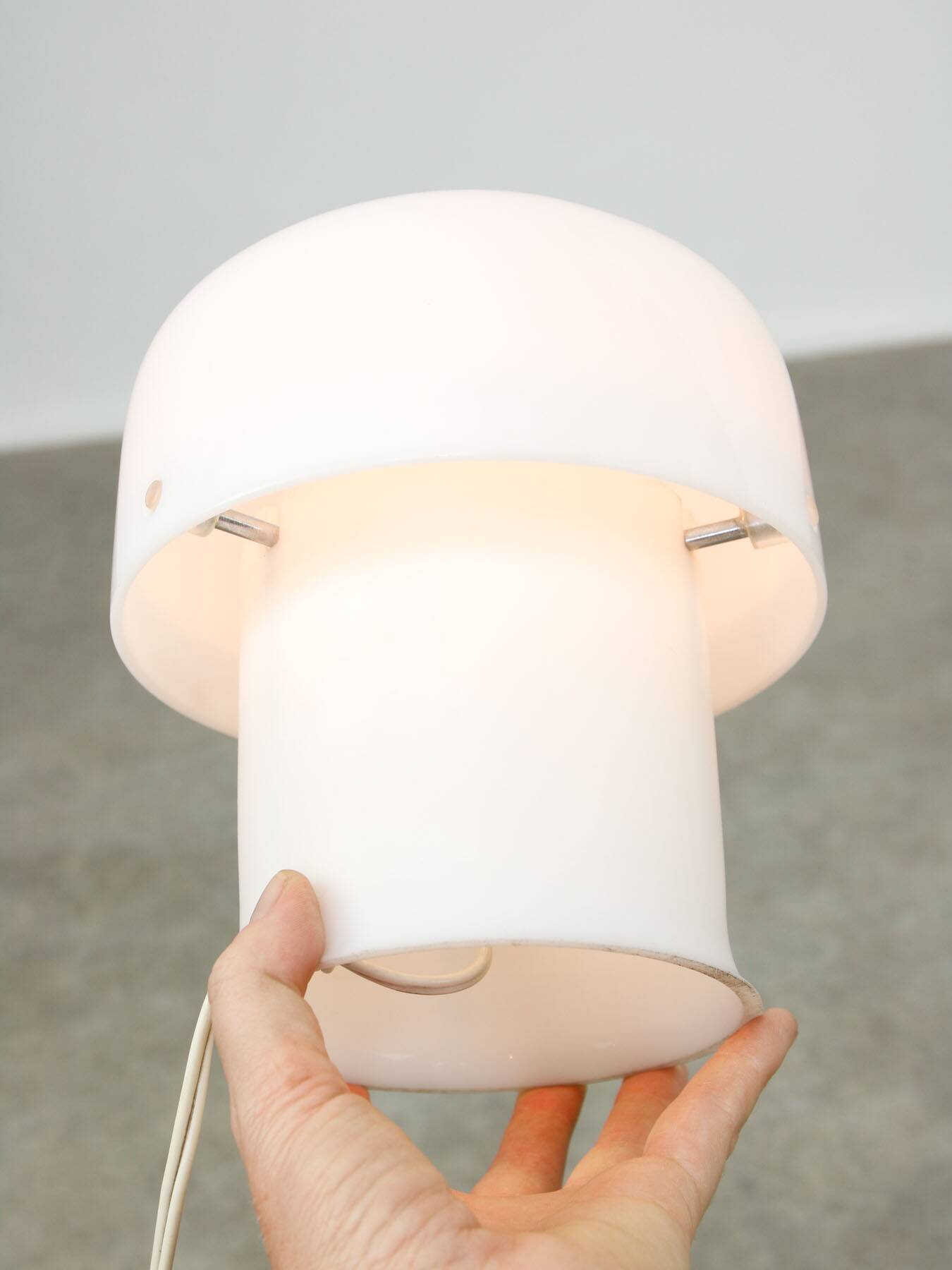 Space-age Mushroom Table Lamp by Luigi Massoni for Guzzini, 1970s