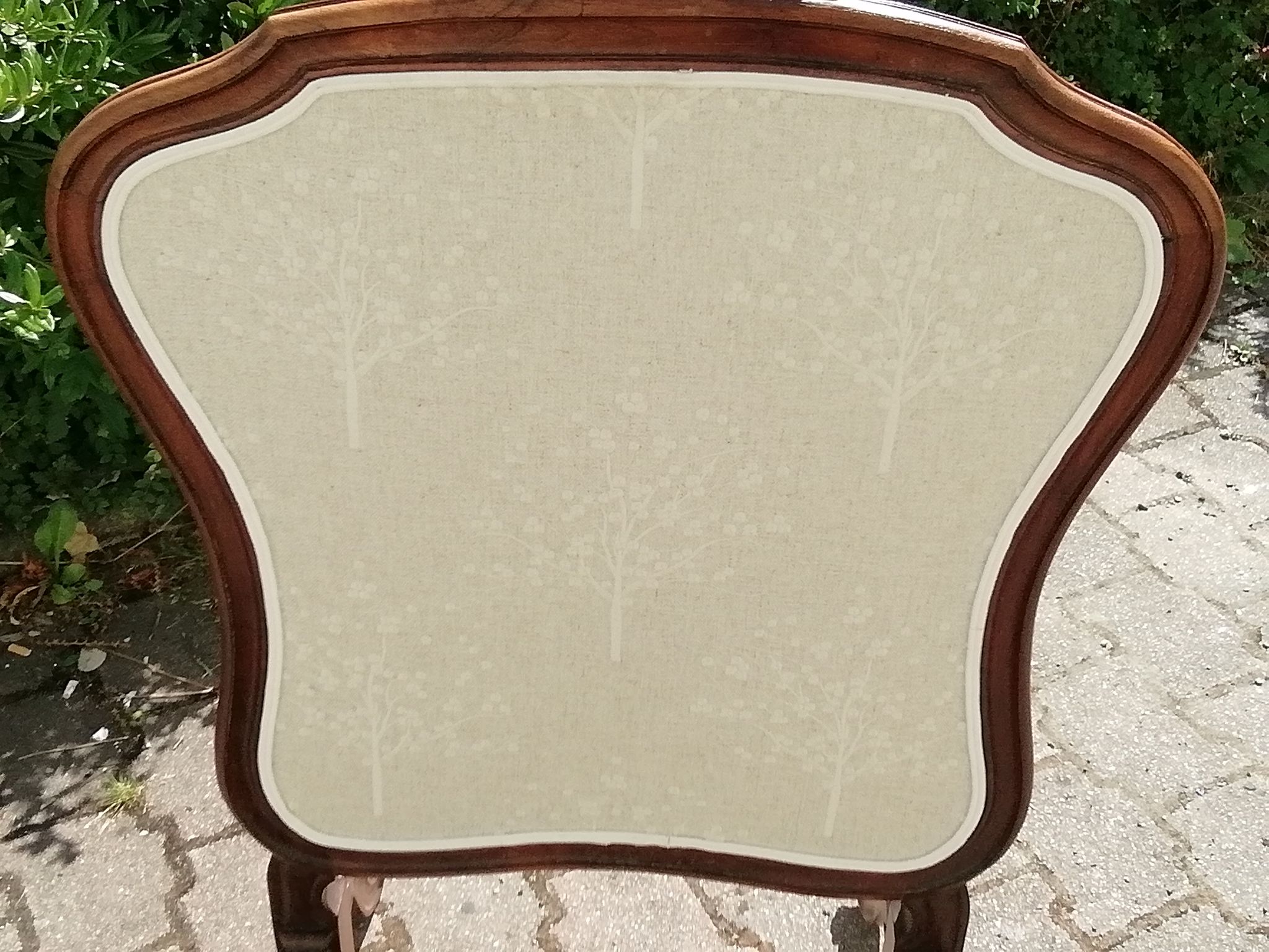 Rosewood fireplace screen and fabrics