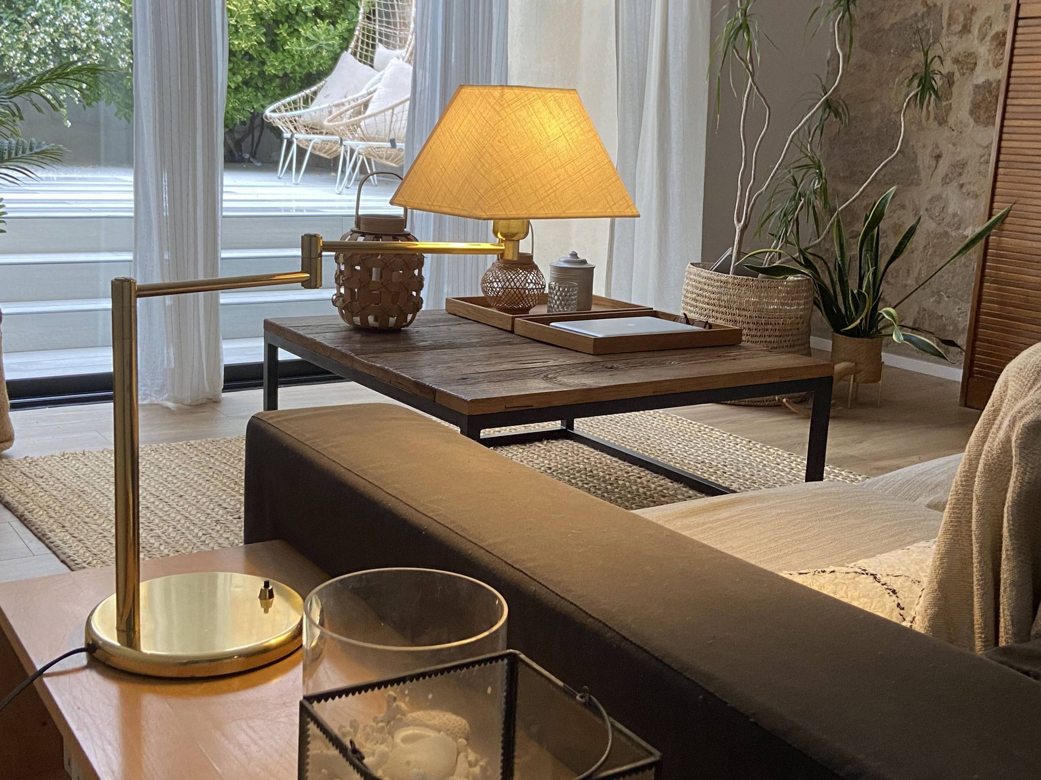 Vibia Swing table lamp