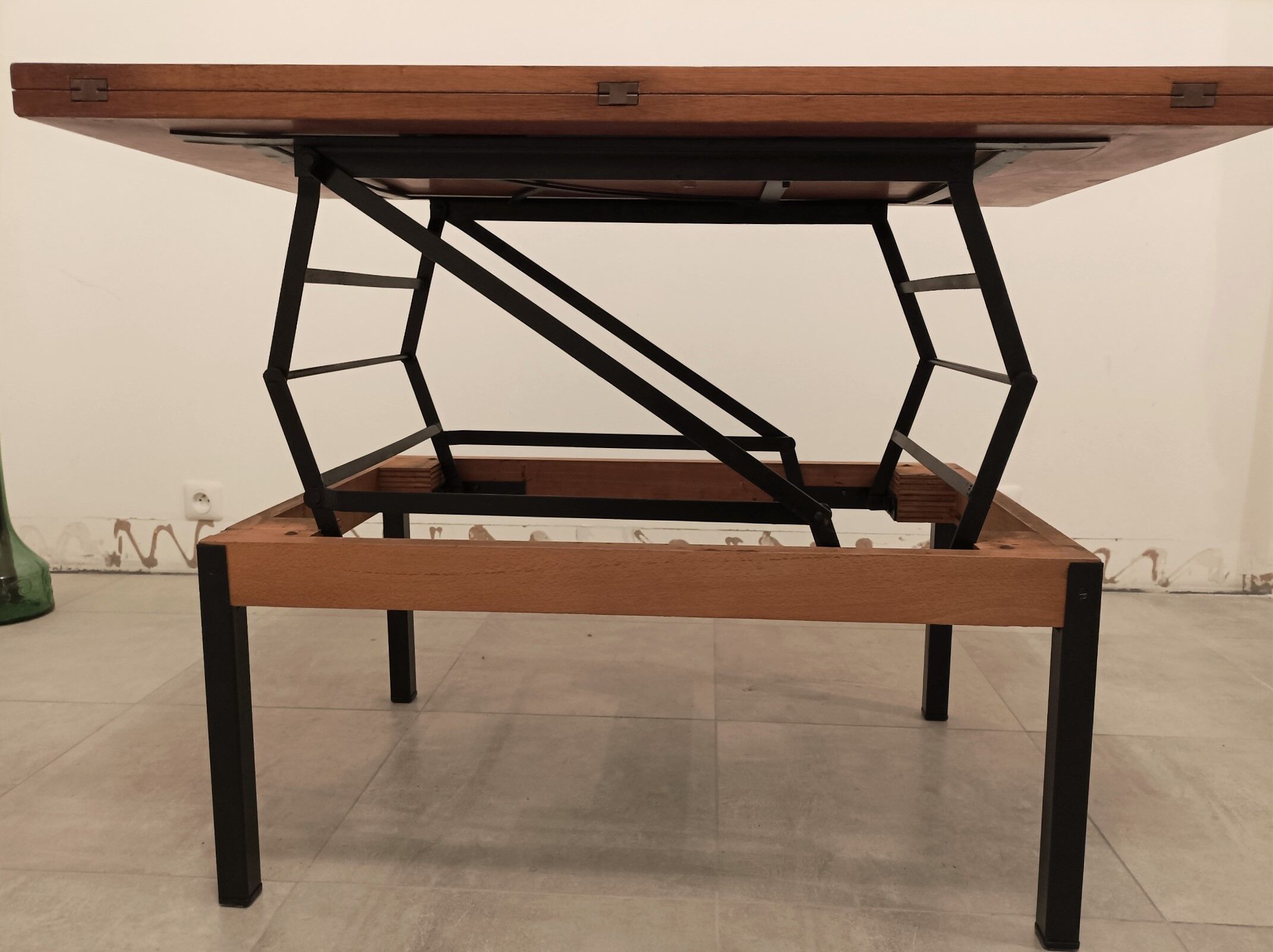 Table "Révélation" d'Albert Ducrot pour Ducal