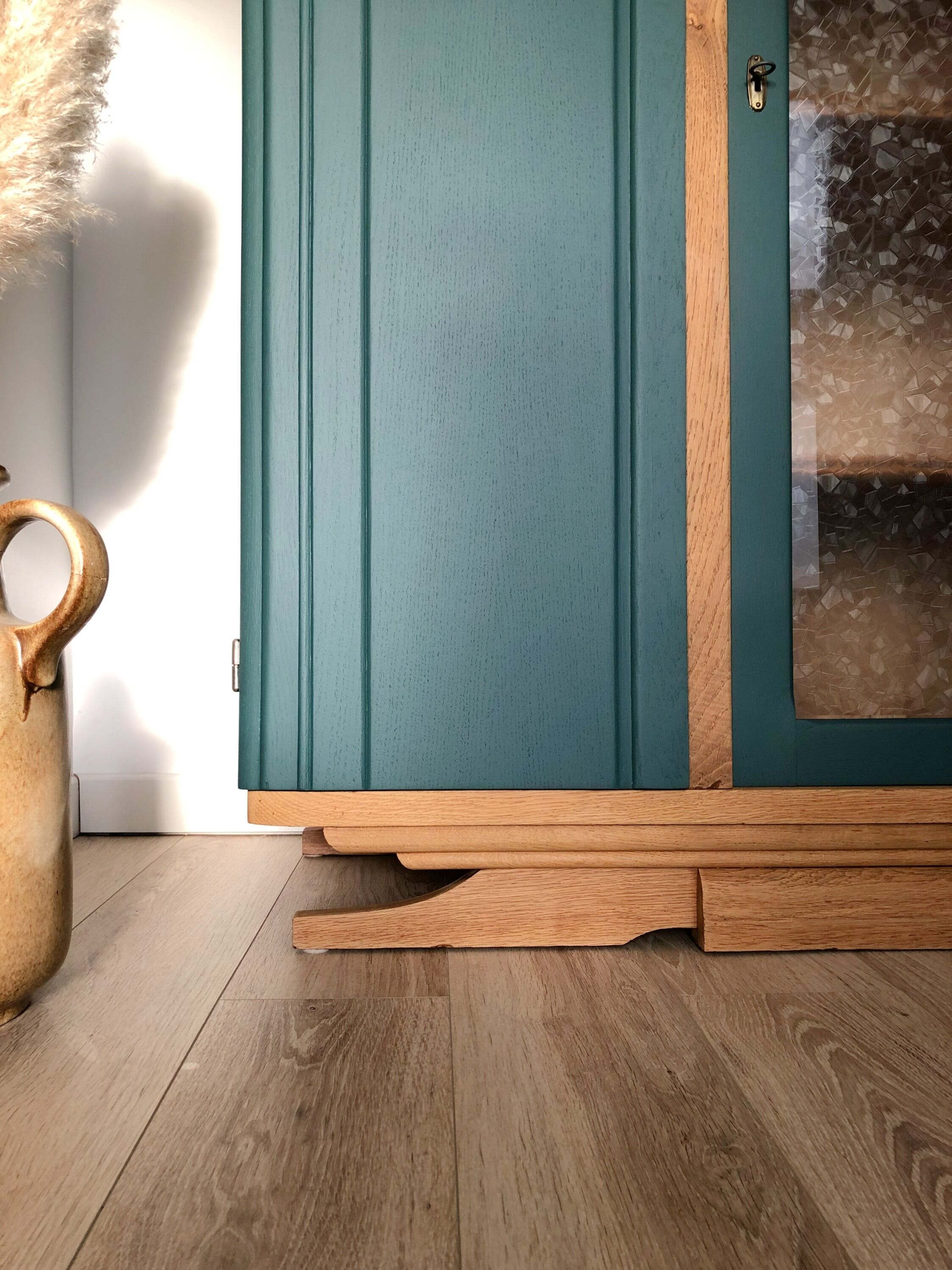 Wardrobe dating from the early 20th century