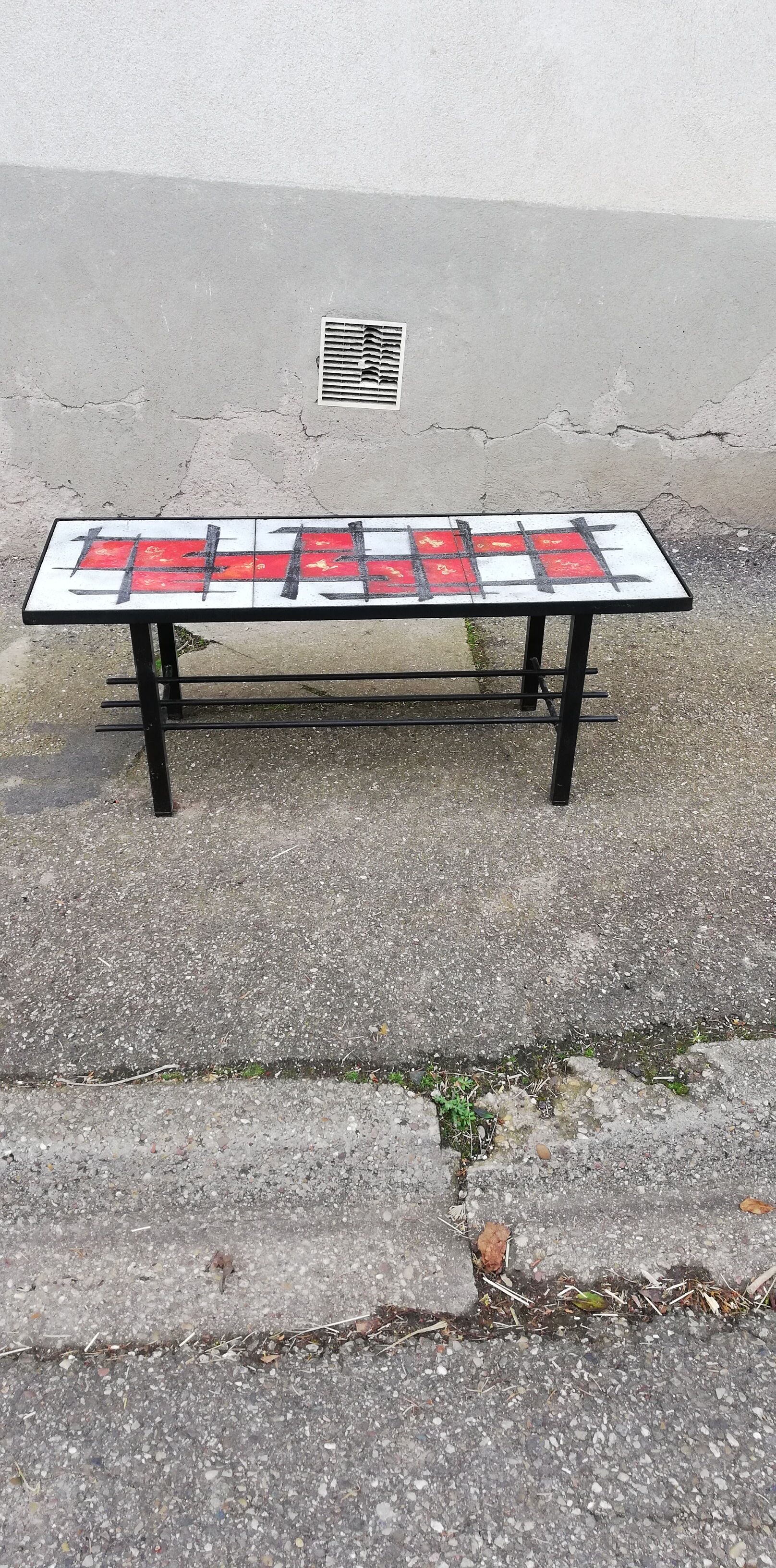 Vintage coffee table metal and lava stone