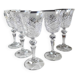 Set of 5 stemmed wine glasses, Boho chic, in cut Bohemian crystal. Star patterns, leafy