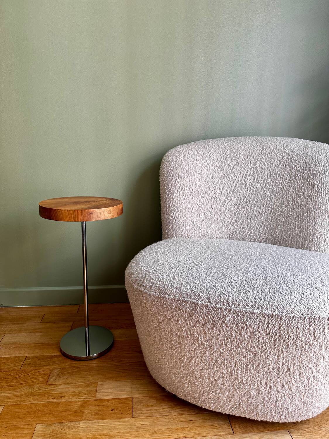 Ligne Roset Chanterelle pedestal table