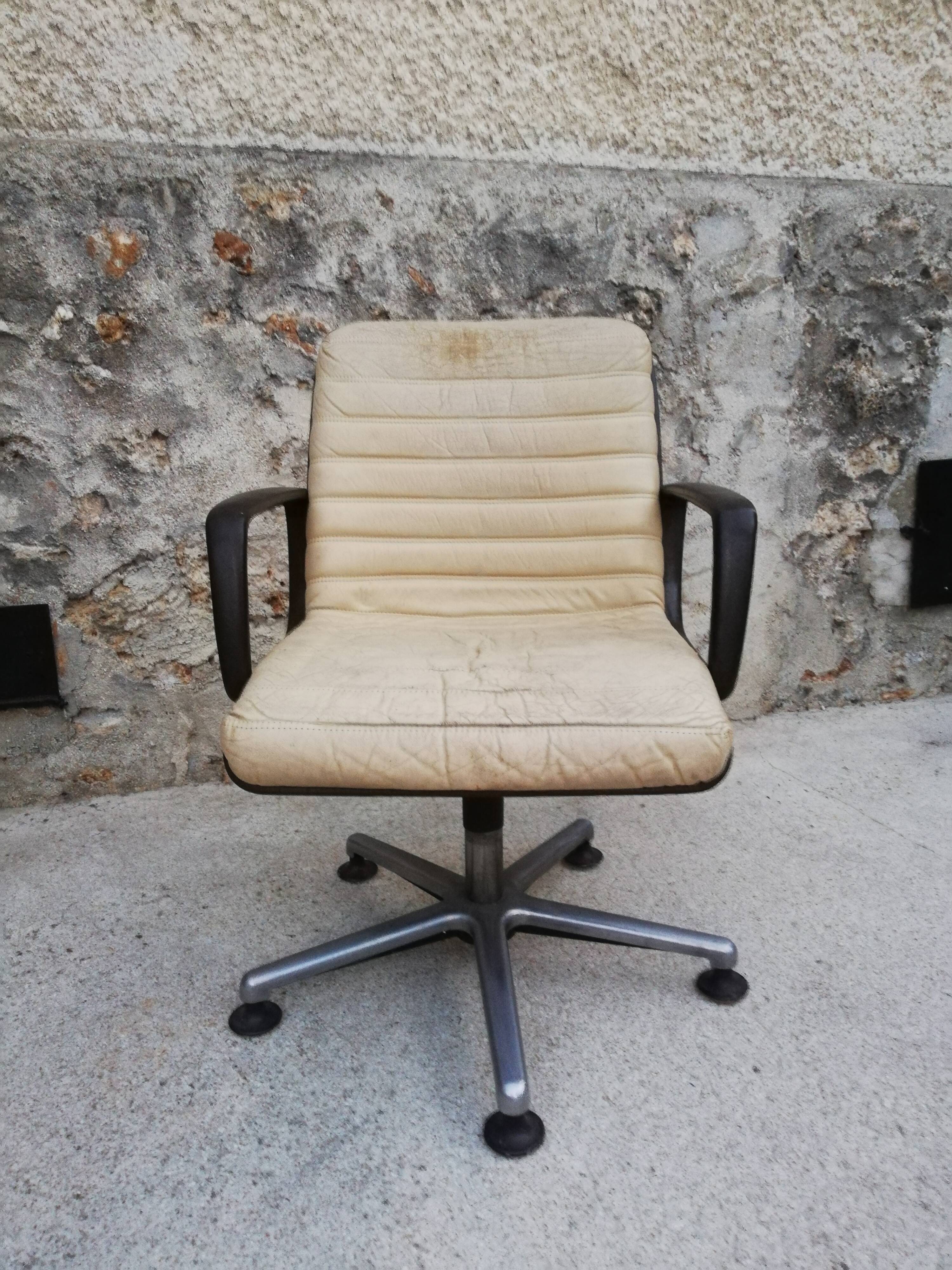 Vintage Eurosit armchair
