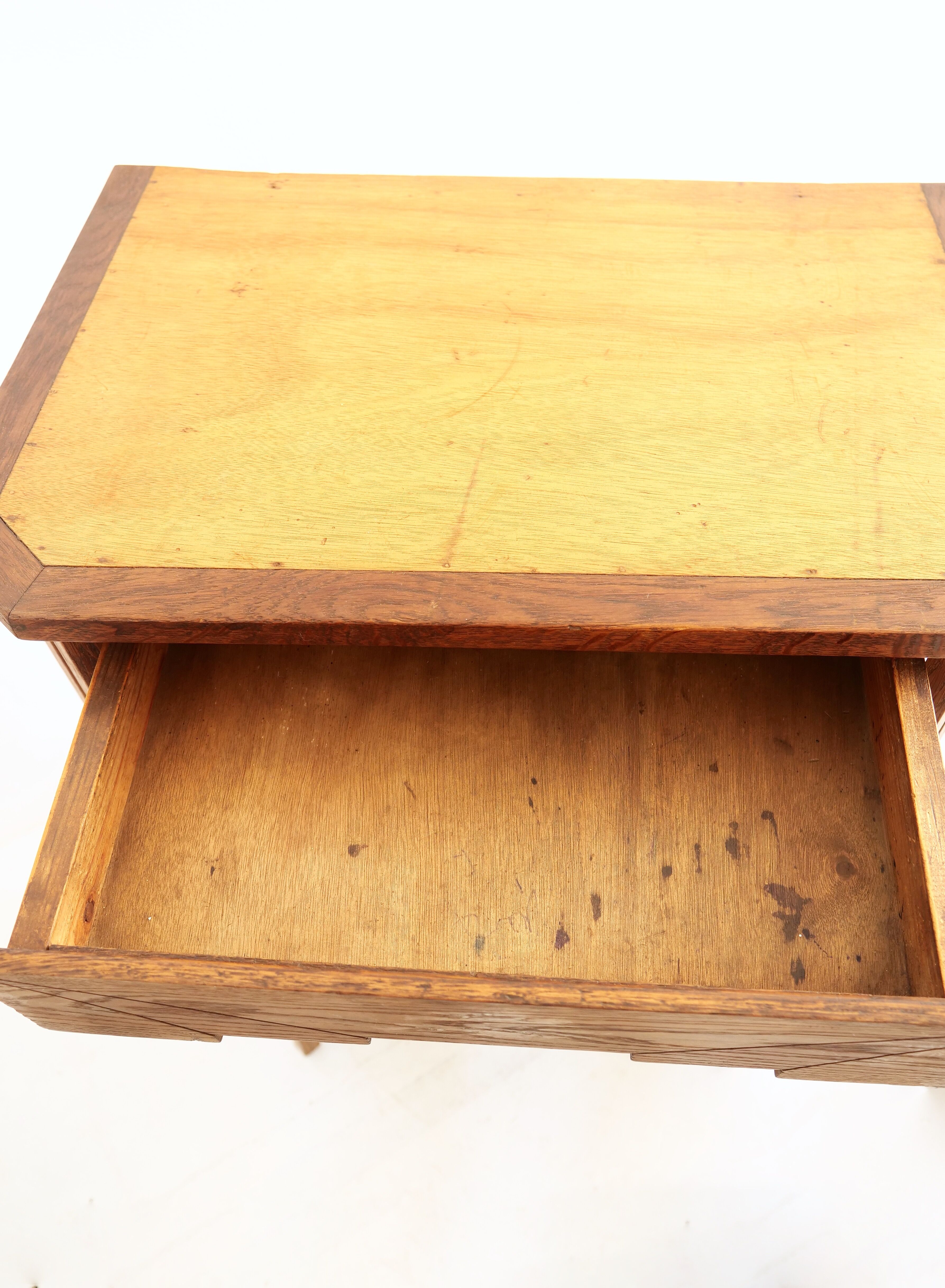 Extra furniture deco entrance hall