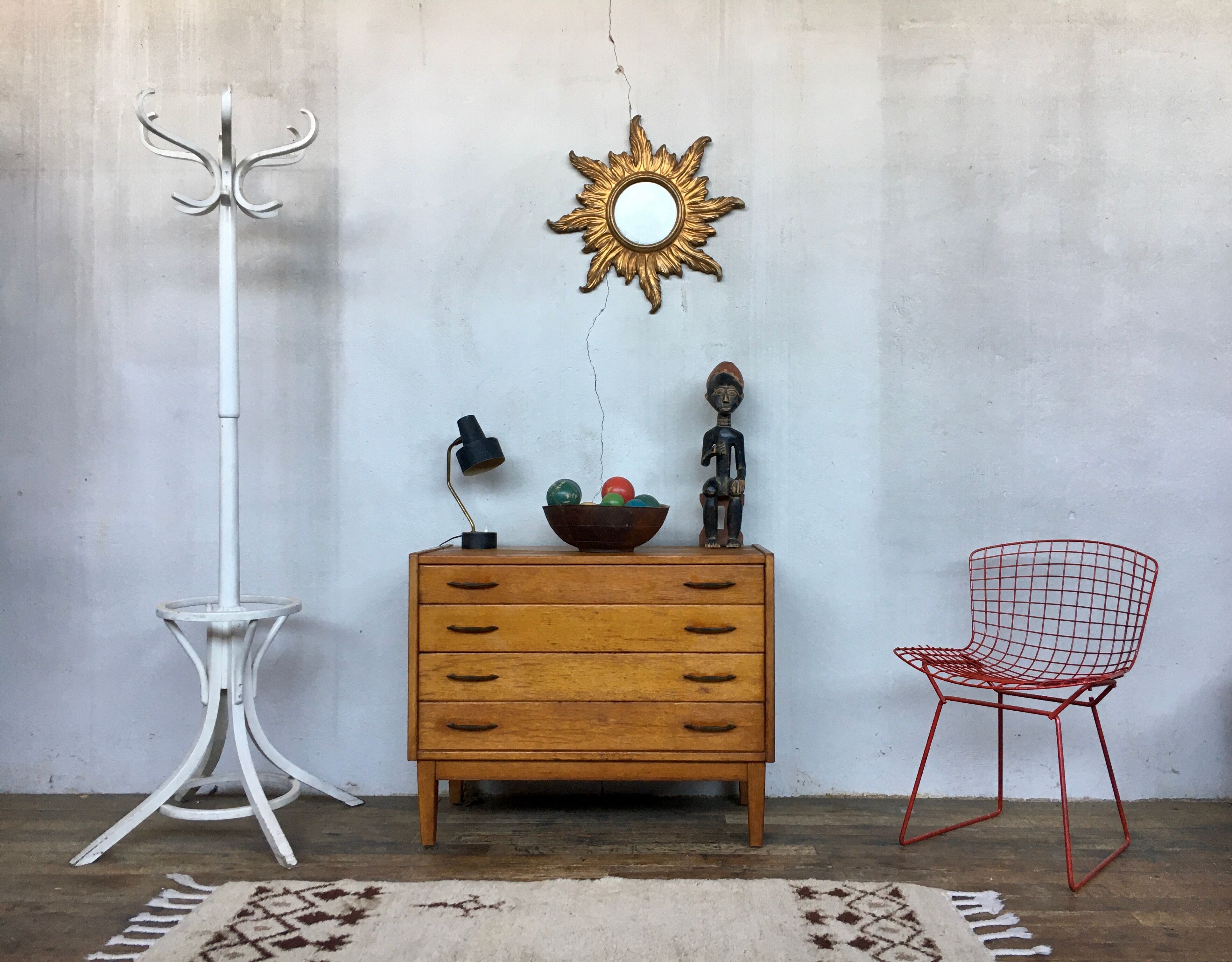 Vintage chest of drawers year 1950