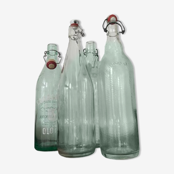 Set of 4 vintage bottles