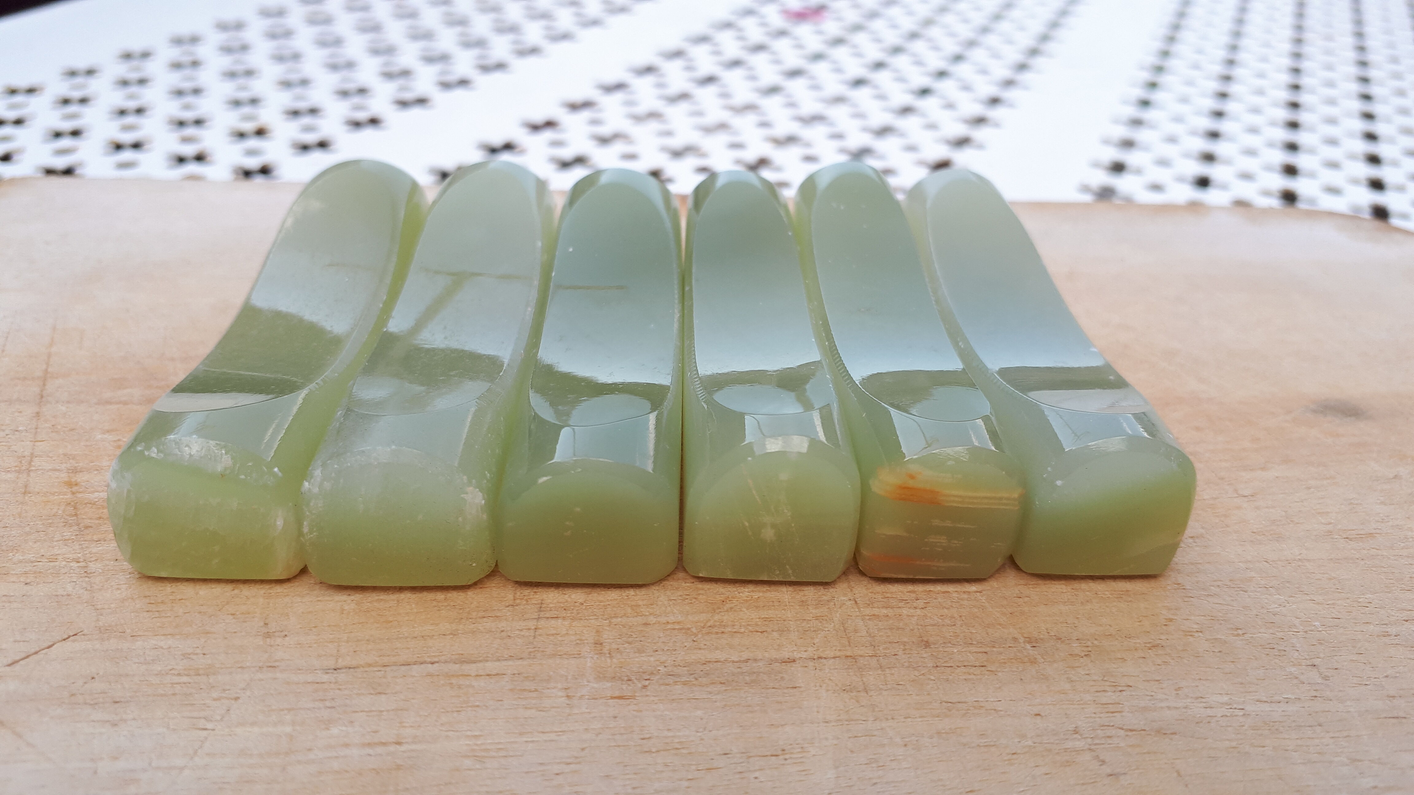 Jade style natural stone knife holder (6 pieces)
