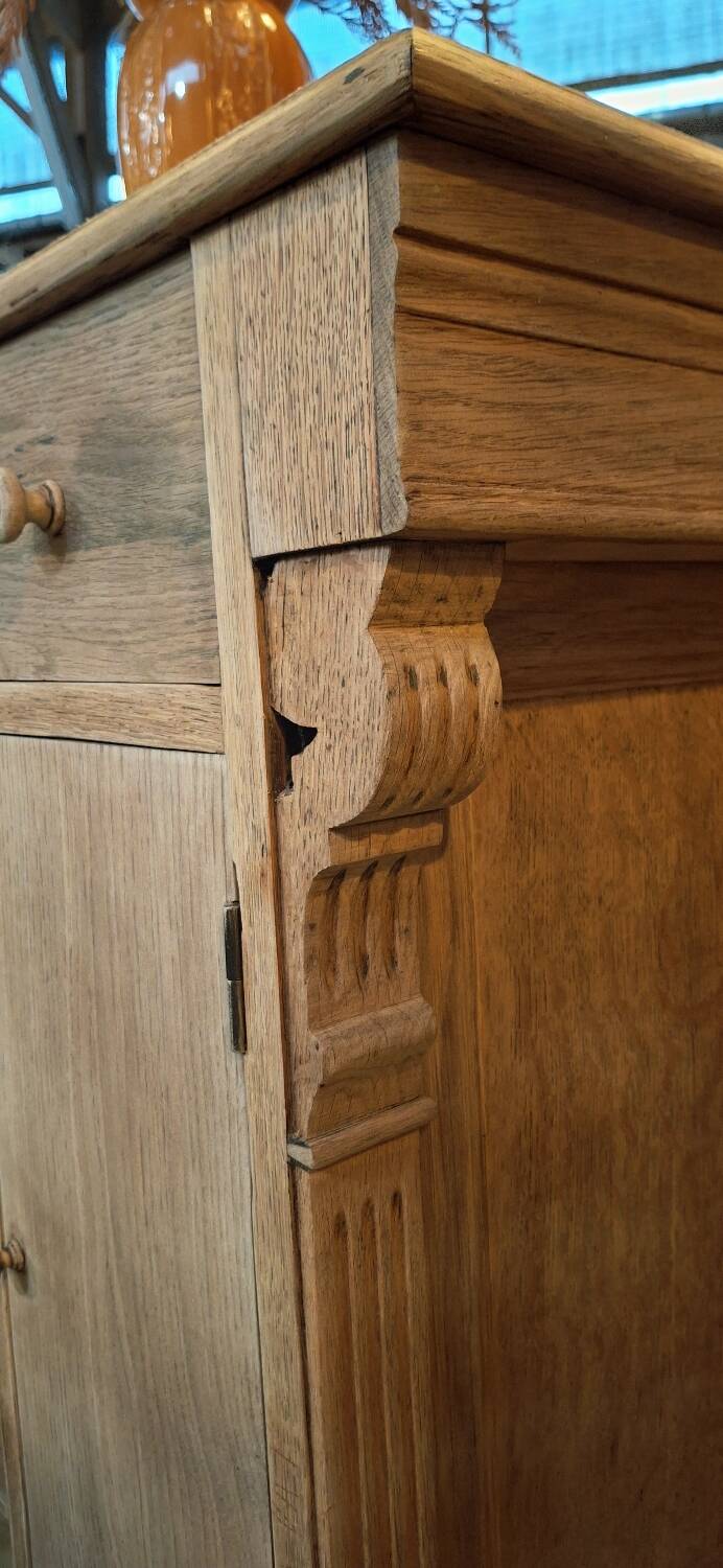 Antique counter