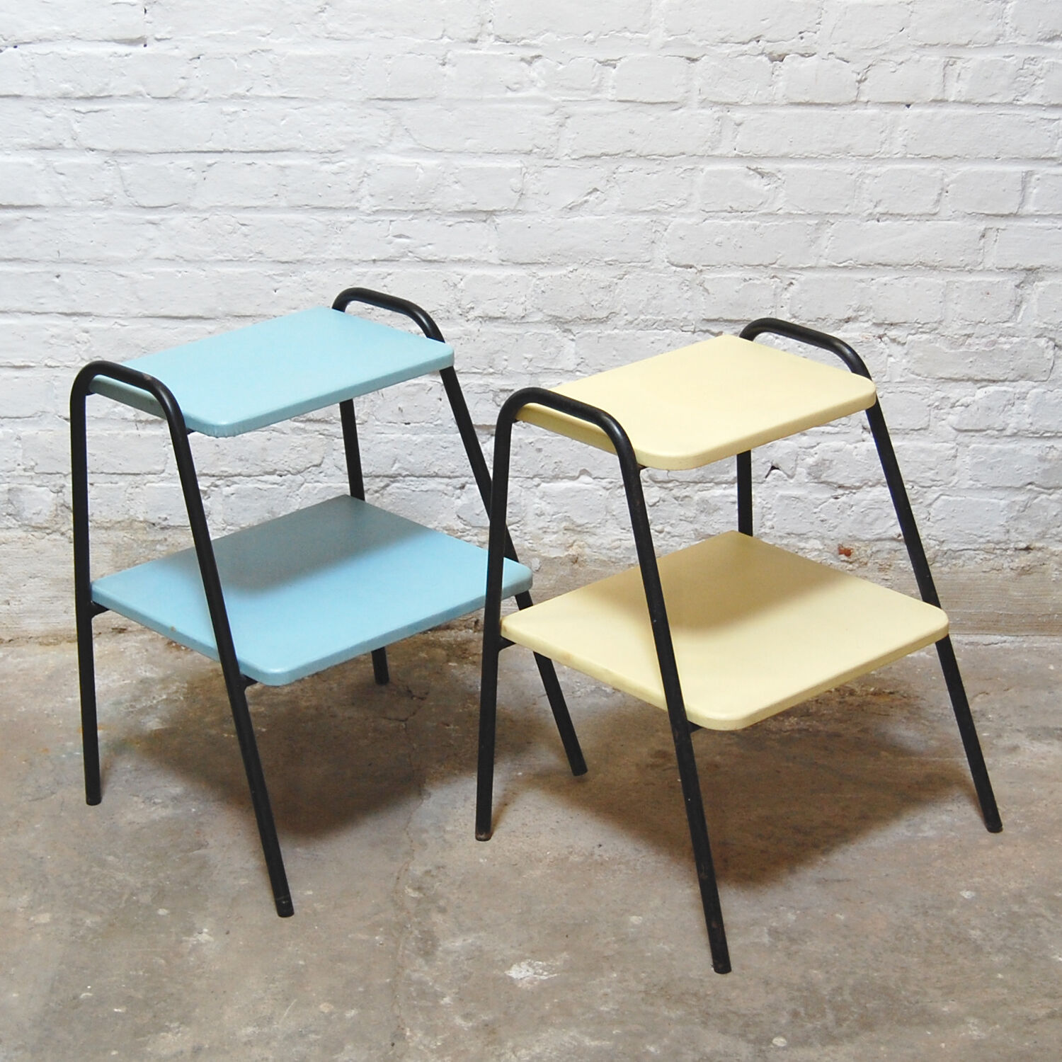 Pair of bedside tables by Pierre Guariche for Trefac - Meurop 1958