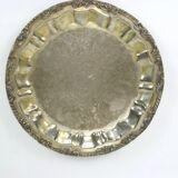 Silver-plated copper tray, on three legs