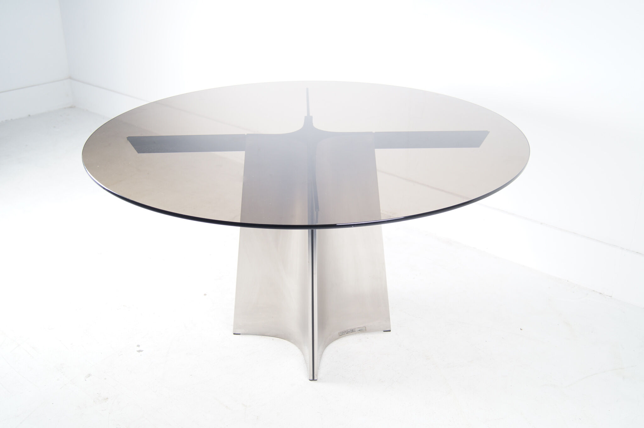 Table de salle à manger de Luigi Saccardo