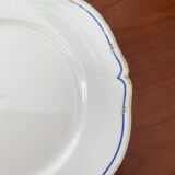 Dish on porcelain pedestal E. BOURGEOIS