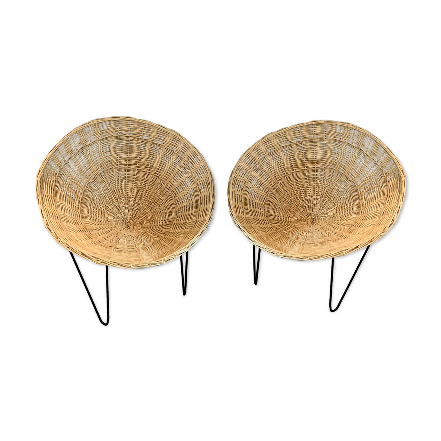 Pair of wicker "baskets" chairs