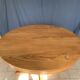 Table ronde en bois avec piétement style Baumann