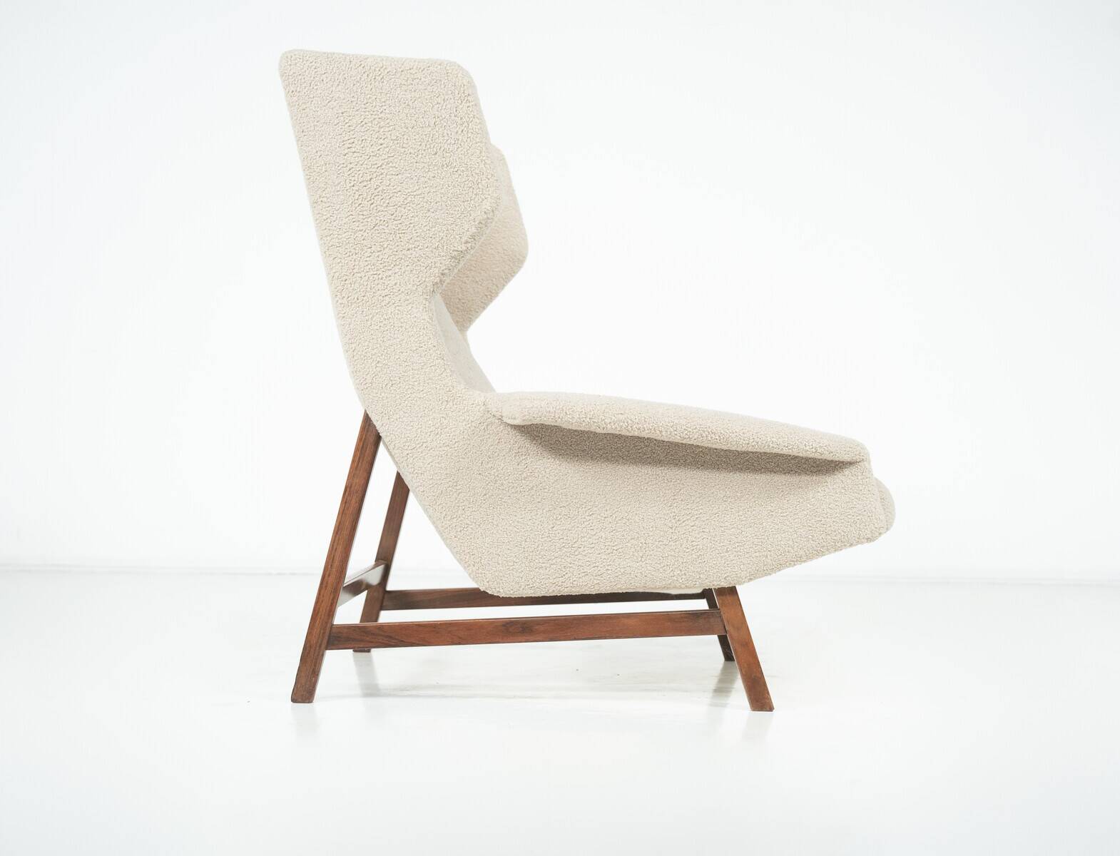 Mid-Century Modern Armchair 877 by Gianfranco Frattini for Cassina