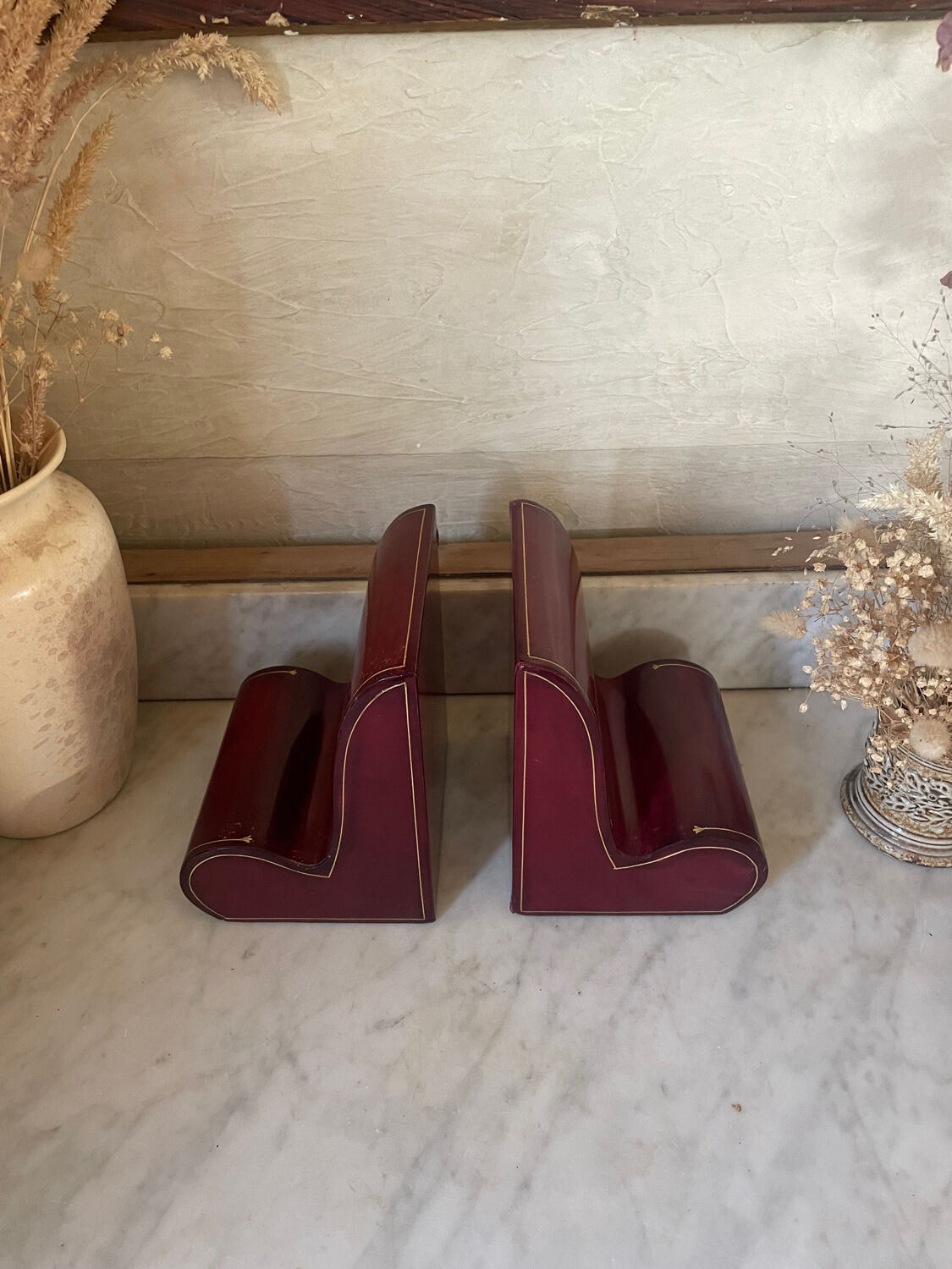 Pair of Italian leather bookends from the 60s