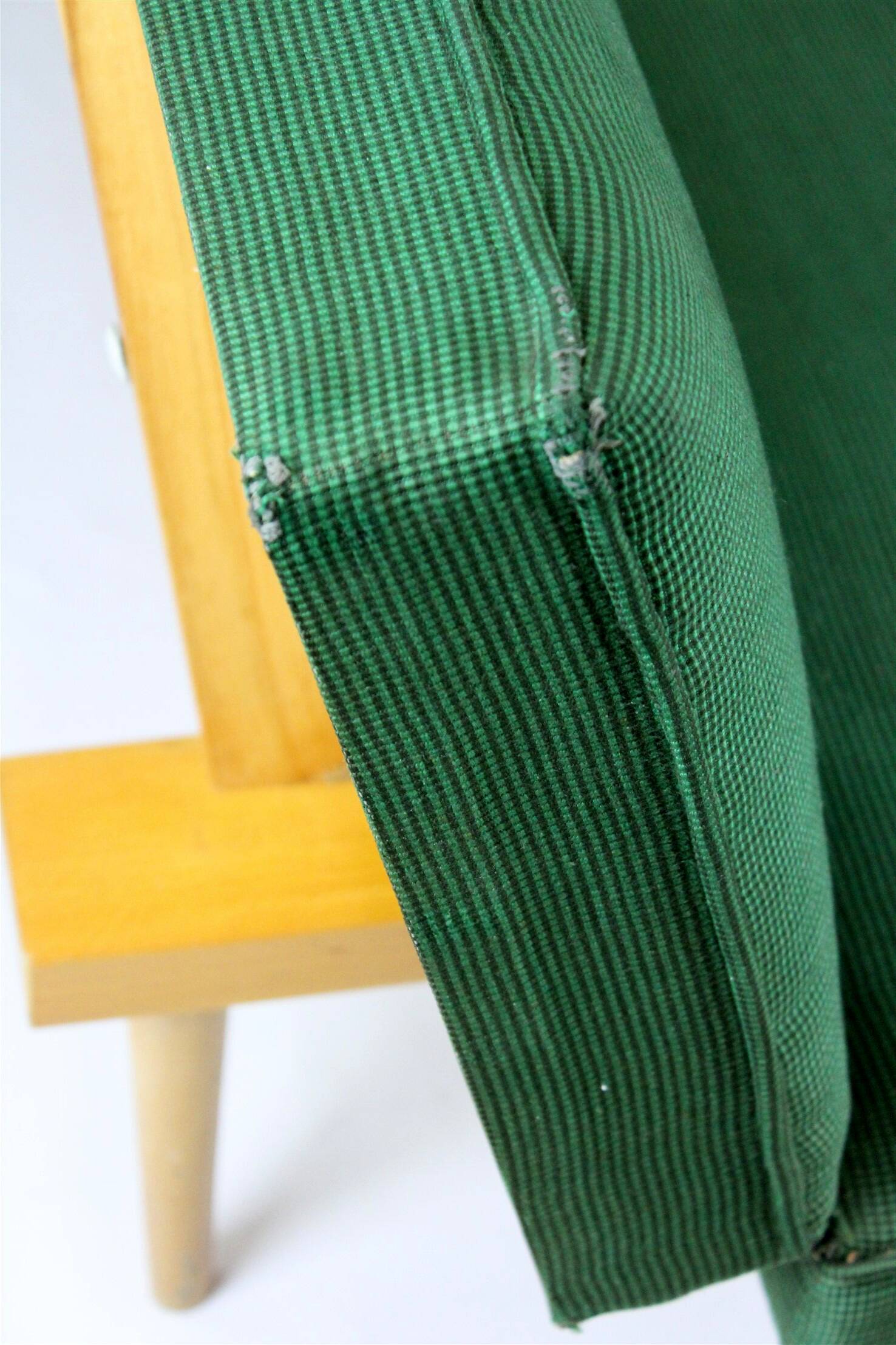 Sofa by Miroslav Navratil for Drevopodnik Brno, 1960s