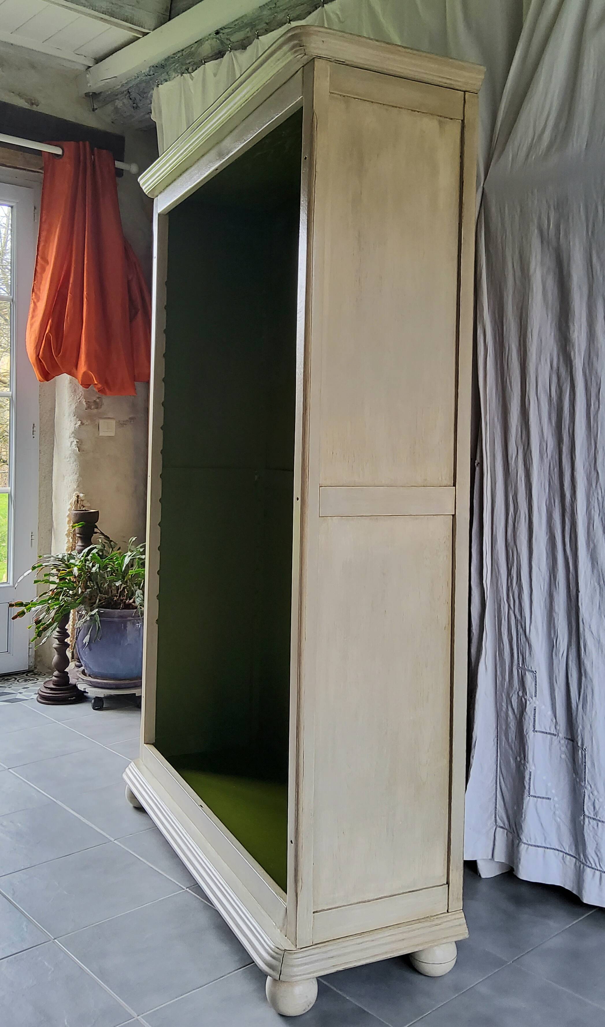 Antique patinated library